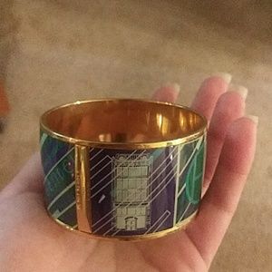 henri bendel Jewelry - Henri Bendel Bangle henri bendel Jewelry - Henri Bendel Bangle